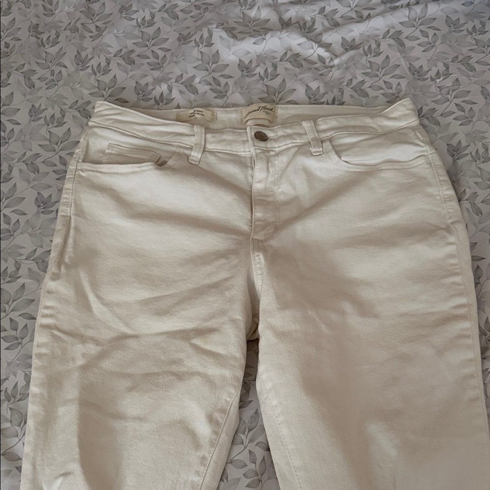 Universal Thread Cream High-Rise Straight Jeans